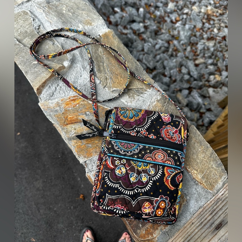 Vera Bradley Purse Black‎ Paisley Pattern Small Crossbody Bag